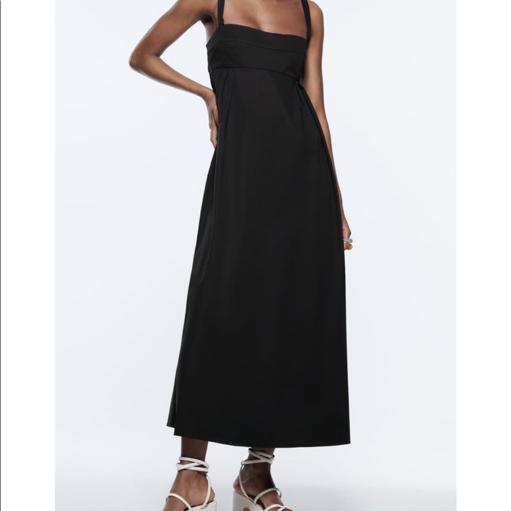 Voluminous Midi Dress
